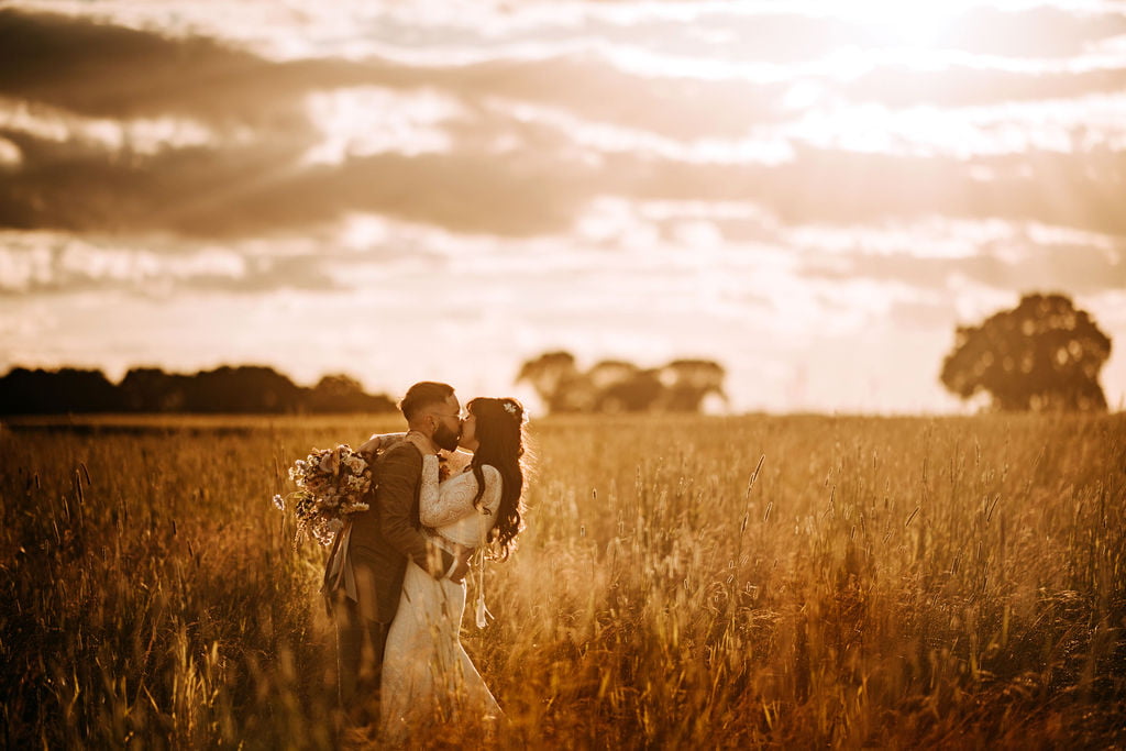 bride groom wedding field farm